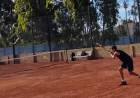 El joven Puntaltense Ángel Di Carlo se radicó en Tandil para perfeccionarse en su carrera con el Tenis