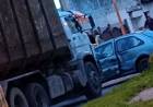 Un choque entre un auto y un camión, dejó una menor herida