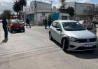 Una mujer resultó herida tras un choque entre dos autos