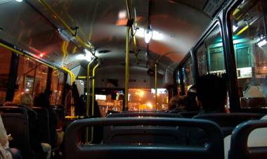 Buscan a un pervertido que viajó en una línea de colectivos de una empresa local