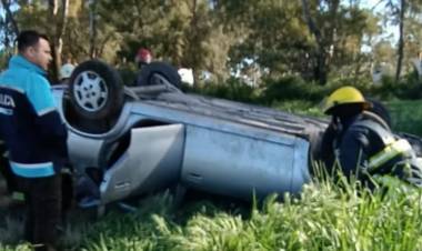 Una persona resultó ilesa luego de un vuelco en ruta 3