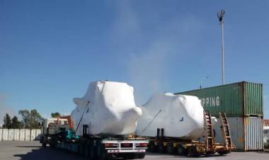 Los SH-3H Sea King para la Armada Argentina llegaron a la Base Aeronaval Comandante Espora