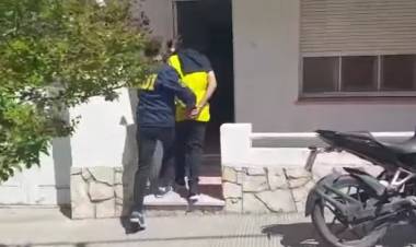 Un delincuente fue detenido por robo agravado y uso de armas