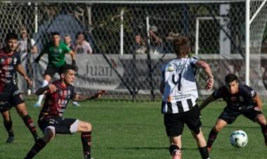 Regional Amateur: Sporting ganó, gustó y goleó en Coronel Suárez