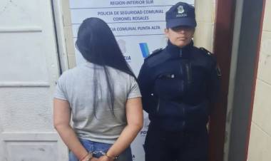 Detuvieron a una mujer por romper la vidriera de un bar