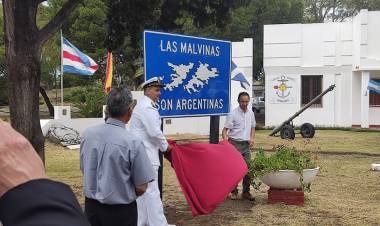 El Museo Histórico de la Base de Infantería de Marina Baterías recibió donaciones