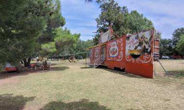 Vecinos de Pehuen Co iniciaron un reclamo por la instalación de un circo en la Plaza Carrasco
