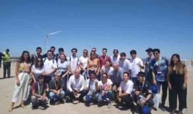 Uset participó de la recorrida del parque eólico junto al gobernador de la Provincia de Buenos Aires