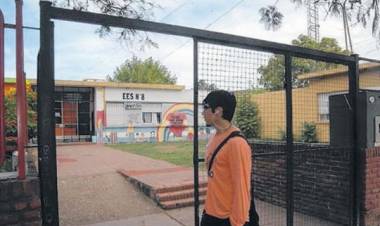 La Escuela Primaria N°22 continúa sin clases por problemas de cañerías de agua