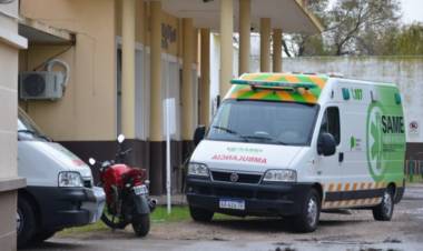 Una mujer fue embestida por un vehículo y la trasladaron al hospital