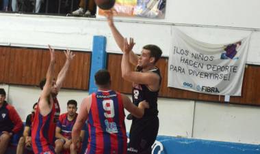 Básquet: Pellegrini quedó eliminado ante Velocidad y Resistencia en Bahía Blanca