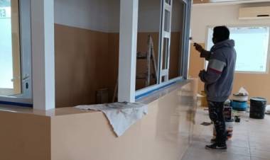 Avanza la obra del Municipio para reformar la Guardia del Hospital Eva Perón