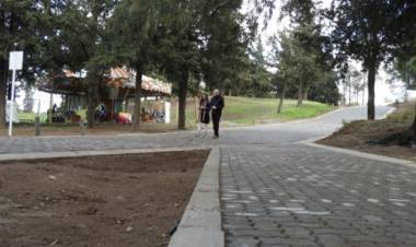 Finalizó la obra de extensión del pavimento articulado en el Parque San Martín  