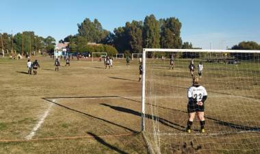 Se juegan las FINALES del Torneo Apertura de Fútbol Femenino 2023 “Verónica Parada”