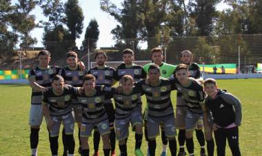 Unión Pehuen Co cayó ante Atlético Monte Hermoso por la fecha 4 de la Liga de Dorrego