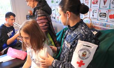 La Armada Argentina convoca a profesionales universitarios