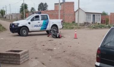 Un joven se encuentra en Terapia Intensiva tras un choque con su moto