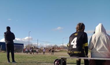 Se juega la fecha 5 del Torneo de Fútbol Femenino Formativo en el Polideportivo Municipal