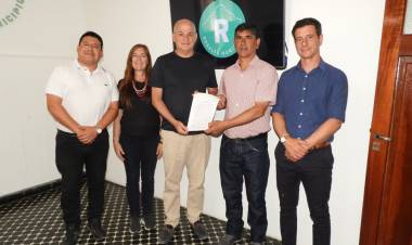 El Municipio de Coronel Rosales entregó en comodato un terreno para el Instituto de Música Crucero Belgrano