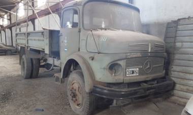 El Punta Alta Automóvil Club recibió la donación de un camión de la Armada Argentina