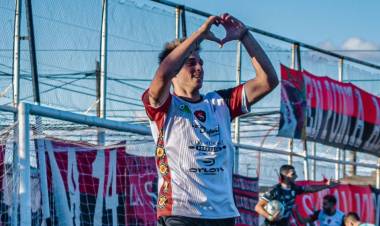 Liga del Sur: Sporting jugó, ganó, sonrió y se mete en los playoffs del Apertura 2024