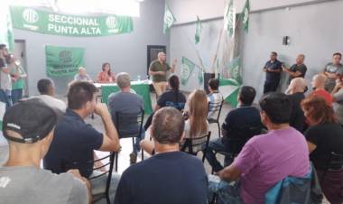 Desde ATE aseguraron que “por ahora no han llegado nuevos despidos” para civiles de la Armada