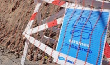 ABSA se encuentra reparando una cañeria en Estomba al 700