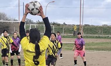 Se jugó la fecha 16 del Torneo Apertura de Fútbol Femenino de Punta Alta 2024 “Milena Moreyra”