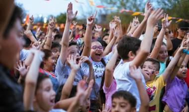 Se prepara el festejo del Día del Niño organizado por vecinos de Roca y Río Dulce