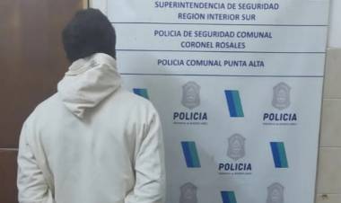 Un hombre amenazó a su expareja con quemarle la casa y le pegó a su novia