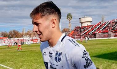 Mateo Coyette es nuevo refuerzo de Sporting de cara al Torneo Regional Amateur 2024/25