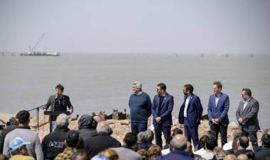 El Gobernador Kicillof anunció "la inversión más grande de la Argentina en Coronel Rosales"