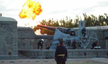 Se realizó con éxito la visita a los museos de la ciudad y de la Armada