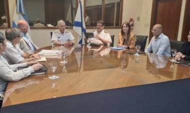 Por el personal civil de la Armada: encuentro en el Edificio Libertad