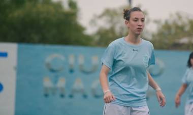 La puntaltense Sofía Mattos marcó un gol en el empate de la Selección de la Liga del Sur ante Tandil