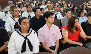 Se egresó la primera promoción de la Escuela de Aprendices avalada por Defensa
