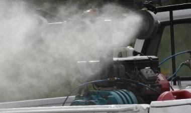 Comenzaron las tareas de fumigación en distintos sectores del distrito