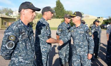 Reconocimiento a la labor del Servicio de Salvamento de la Armada ante las inundaciones