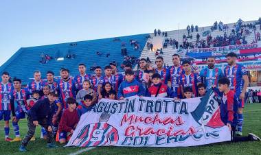 Liga del Sur: Rosario derrotó a Sansinena en la despedida del goleador Agustín Trotta