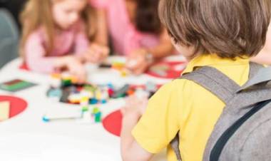 Por el feriado de la autonomía municipal, el lunes no habrá clases en Coronel Rosales