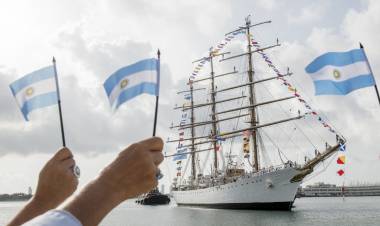 El viaje de instrucción de la Fragata Libertad comenzará el 7 de Junio