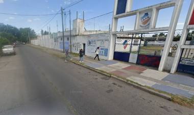 Batalla campal entre hinchas de Rosario y Sporting luego de un partido del Senior de la Liga del Sur