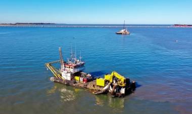 Comenzó la campaña de dragado en Puerto Rosales