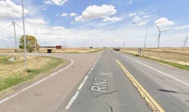 En ruta 3, el cruce de ingreso a Pehuen Co a oscuras: vecinos reclaman a Vialidad Nacional