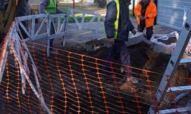 ABSA continúa con el recambio de colectores cloacales en diferentes sectores de la ciudad