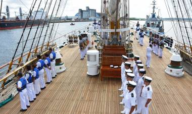 La Fragata ARA “Libertad” se despidió de Recife, Brasil