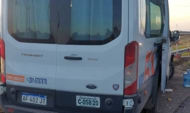 Accidente de tránsito en ruta 229 frente al ingreso a Villa Arias dejó tres personas heridas