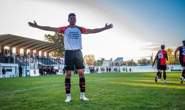 Alexis Vega deja Sporting y jugará en un equipo del Federal A