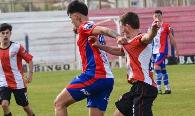 Liga del Sur: Rosario empató ante Sansinena y sumó su primer punto en el Clausura