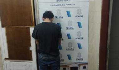 Un joven golpeó a su madre a menos de 24 horas de haber sido aprehendido por robo de moto